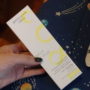 Beekman 1802 Milk Scrub Exfoliating Goat Milk Cleanser